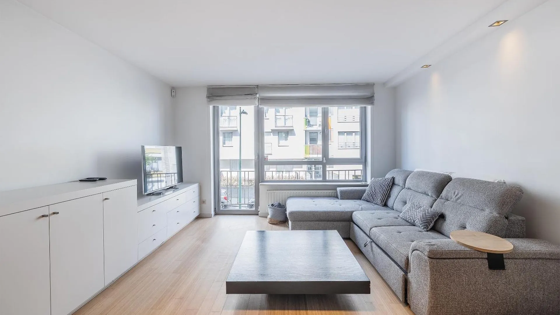 Appartement Spacieux Et Confortable - 2 Chambres - 4P - Garage 브뤼셀